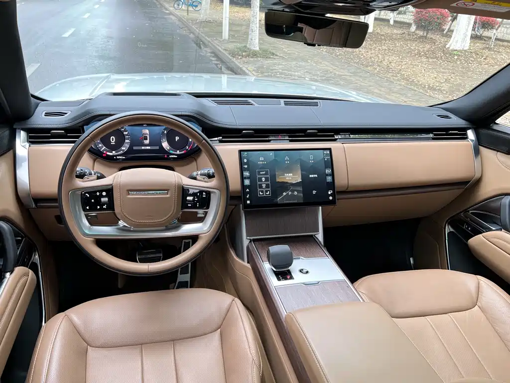 Land Rover Range Rover 2024 — фото 15