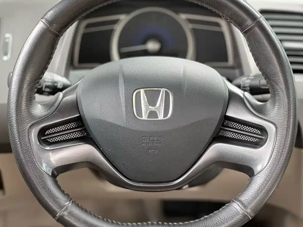 Honda Civic 2011 — фото 2