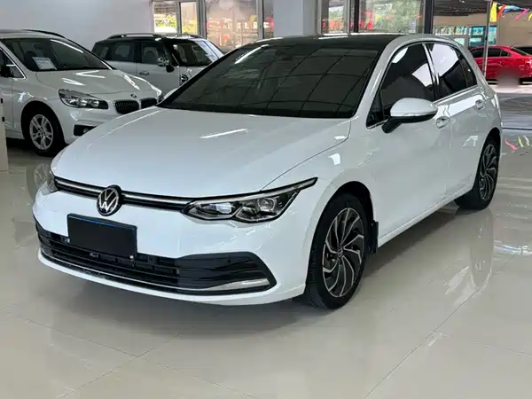 Volkswagen Golf 2022