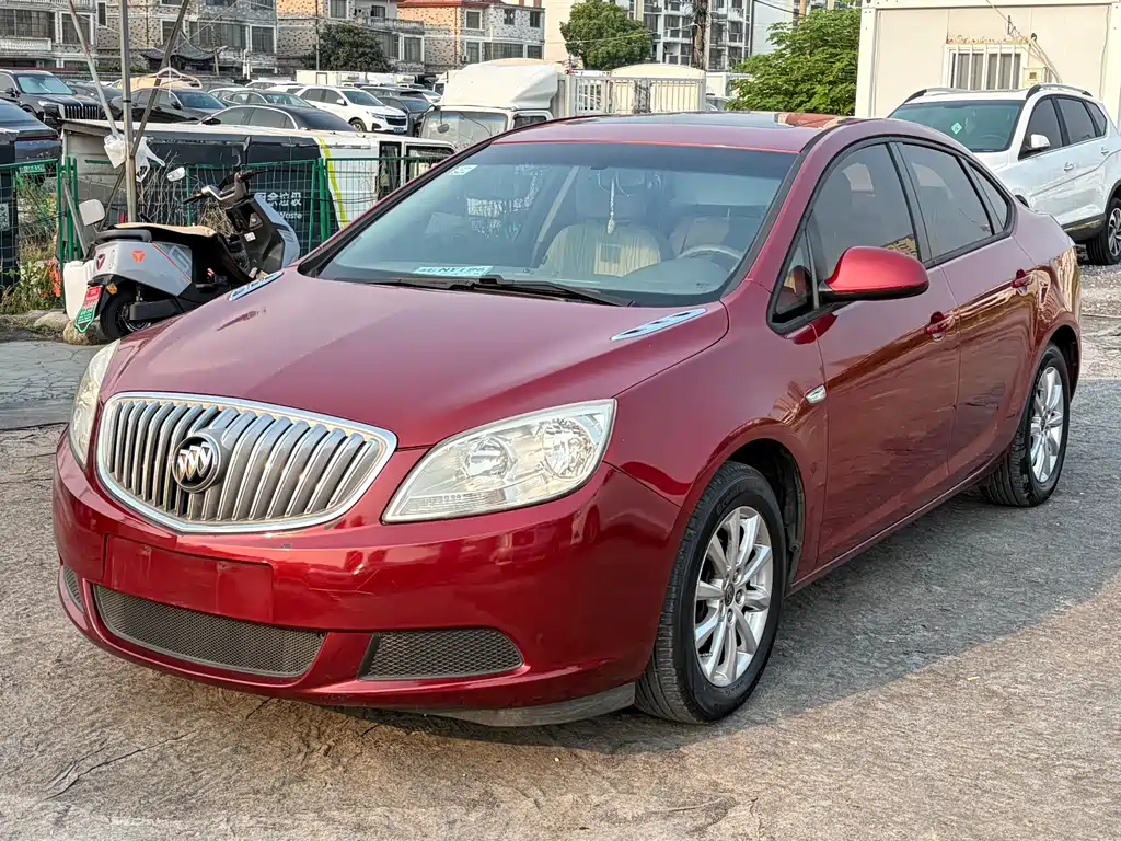 Buick Excelle 2014 — фото 1