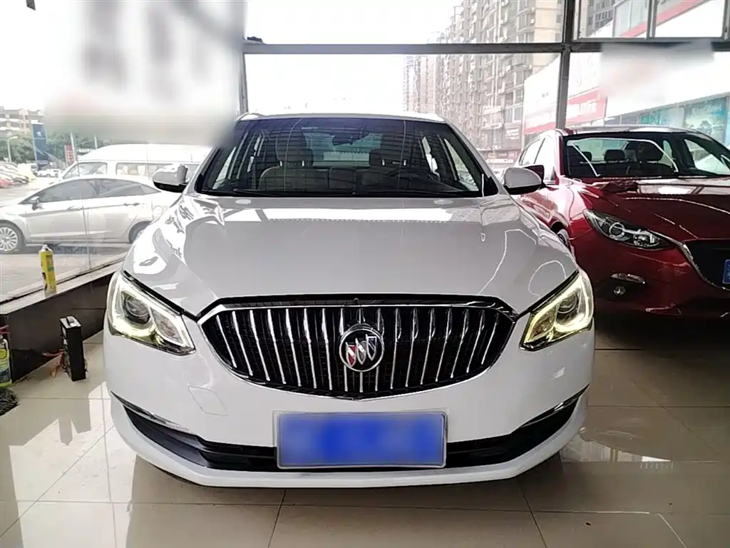 Buick Excelle 2016 — фото 3