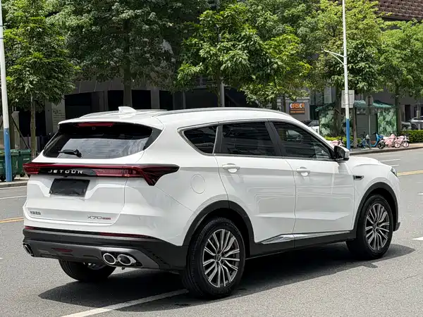 Jetour X70 PLUS 2025