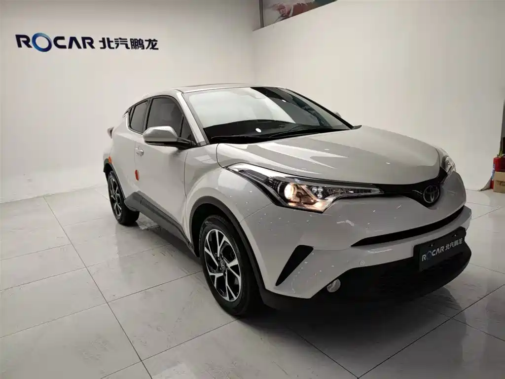 Toyota C-HR 2021 — фото 22