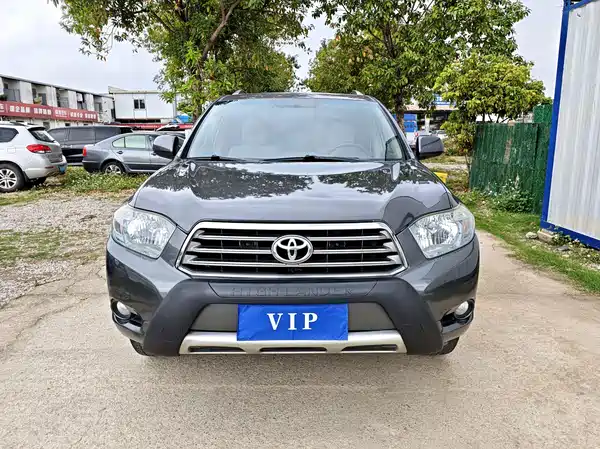 Toyota Highlander 2011