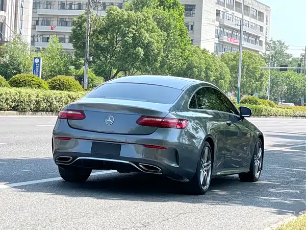 Mercedes-Benz E-Class 2018