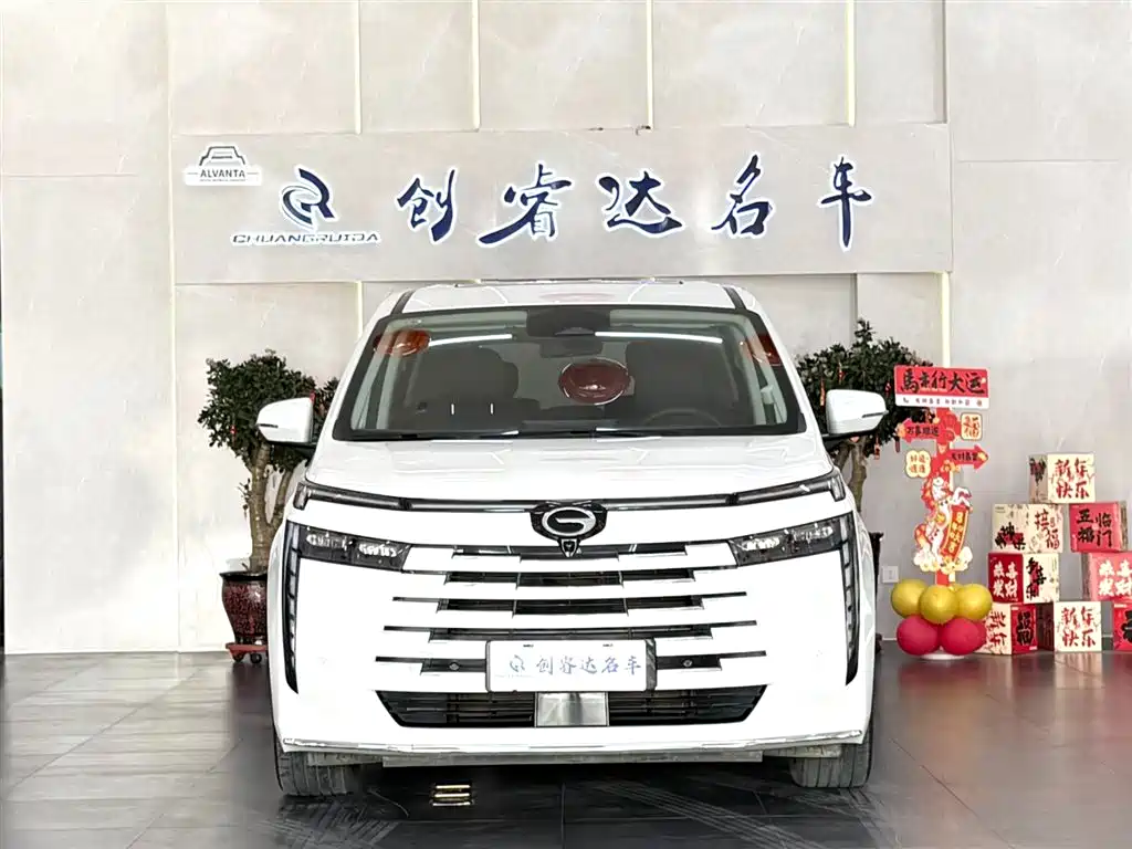 GAC Motor E8 PHEV 2025 — фото 2