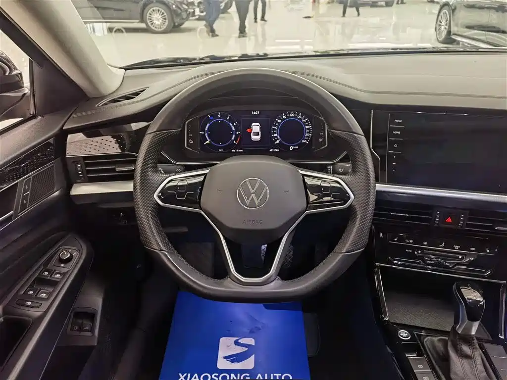 Volkswagen Passat New Energy 2022 — фото 14