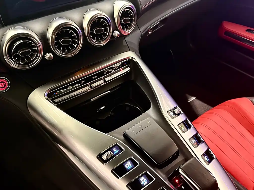 Mercedes-Benz AMG GT 2020 — фото 9