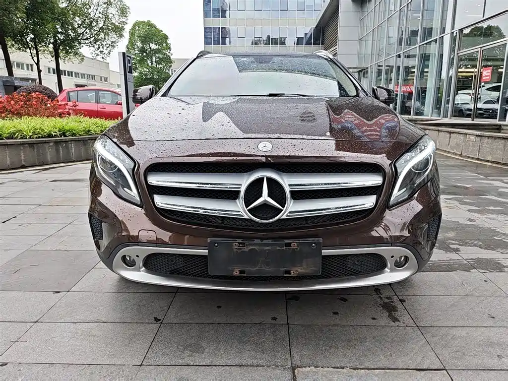 Mercedes-Benz GLA 2015 — фото 2