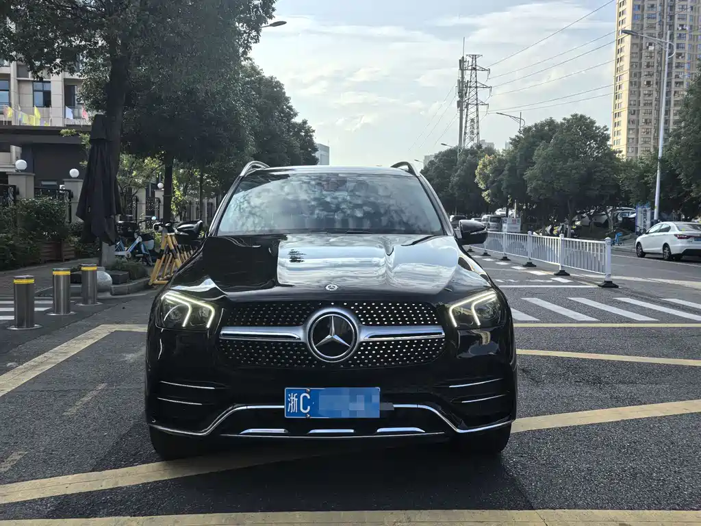 Mercedes-Benz GLE 2020 — фото 2