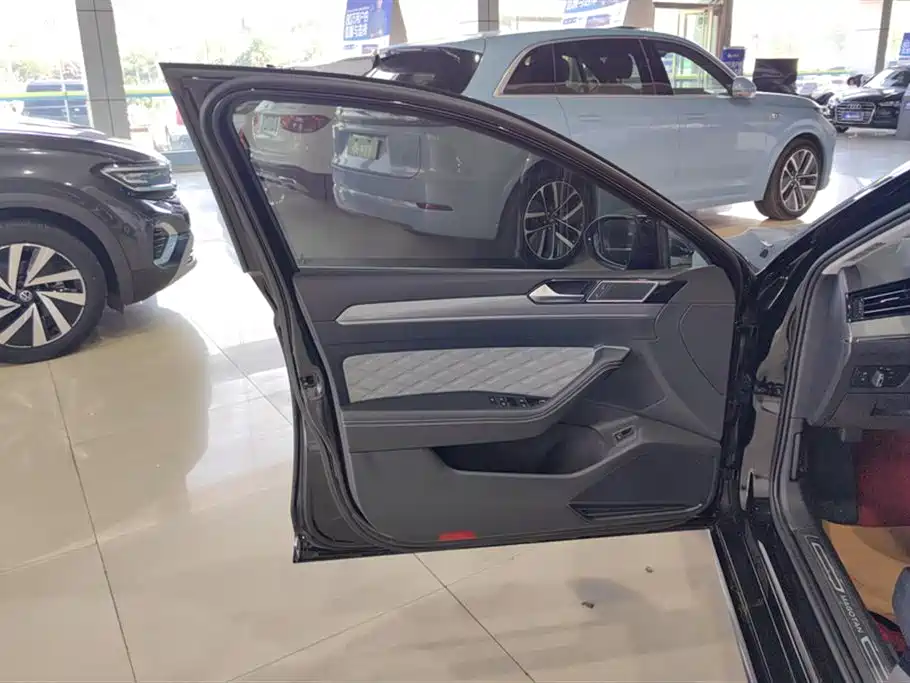 Volkswagen Magotan 2023