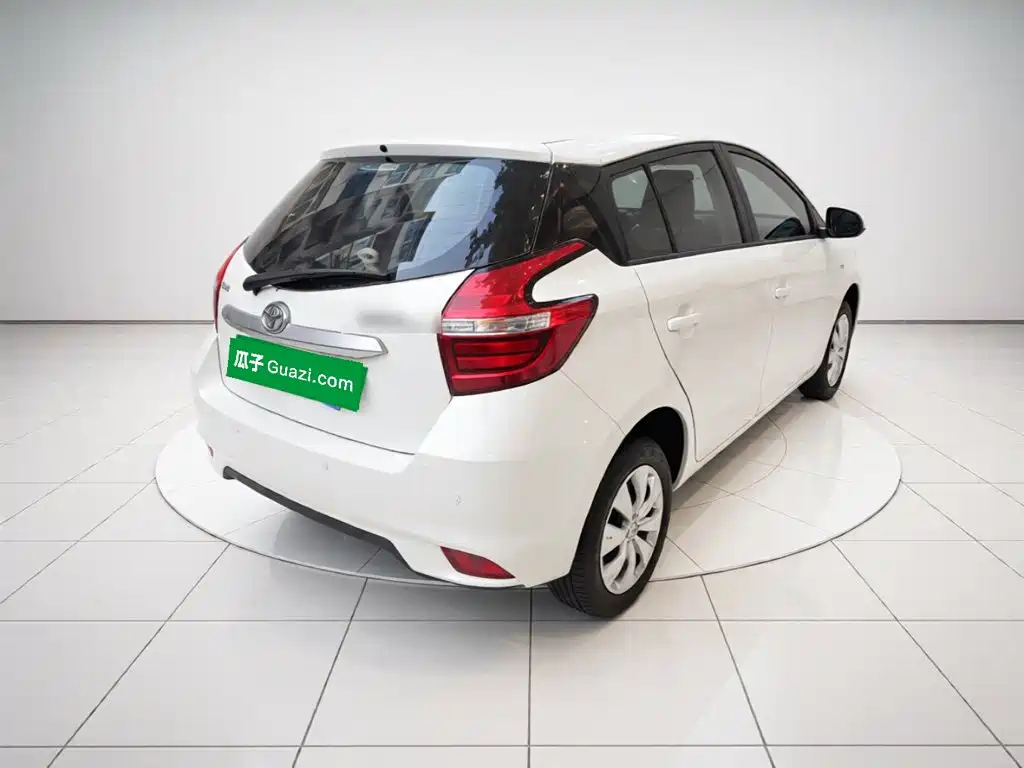 Toyota Yaris L 2019