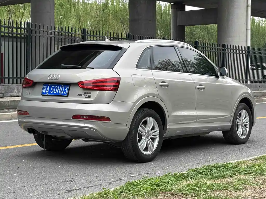 Audi Q3 2013 — фото 6