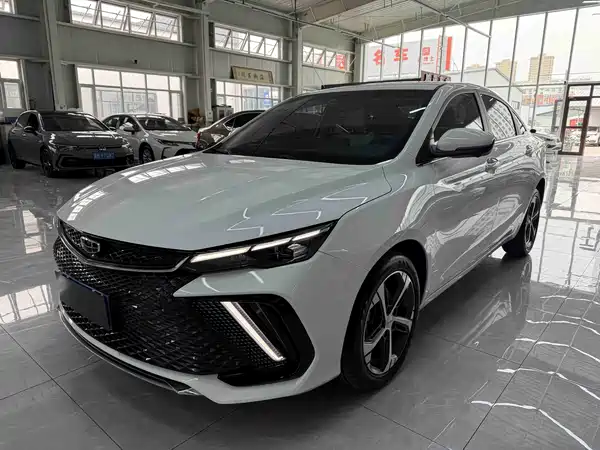 Geely Emgrand L 2022
