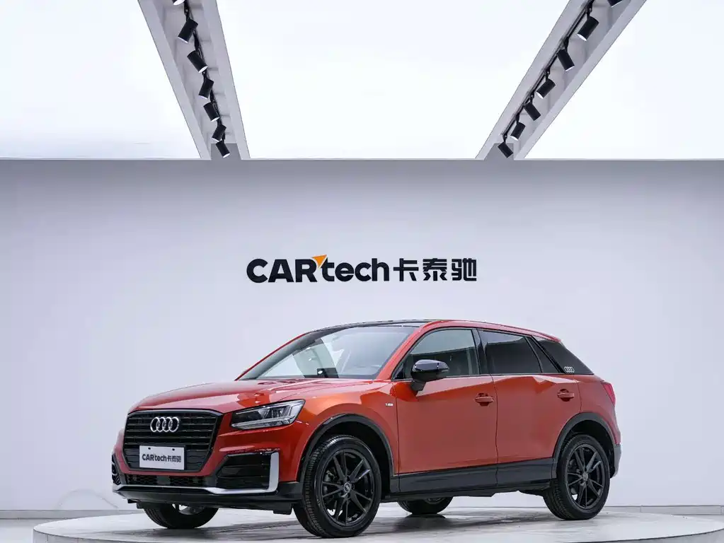 Audi Q2L 2019