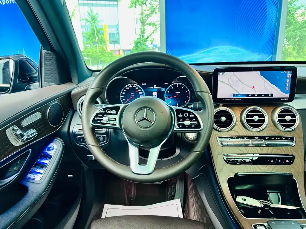 Mercedes-Benz GLC 2022 — фото 17