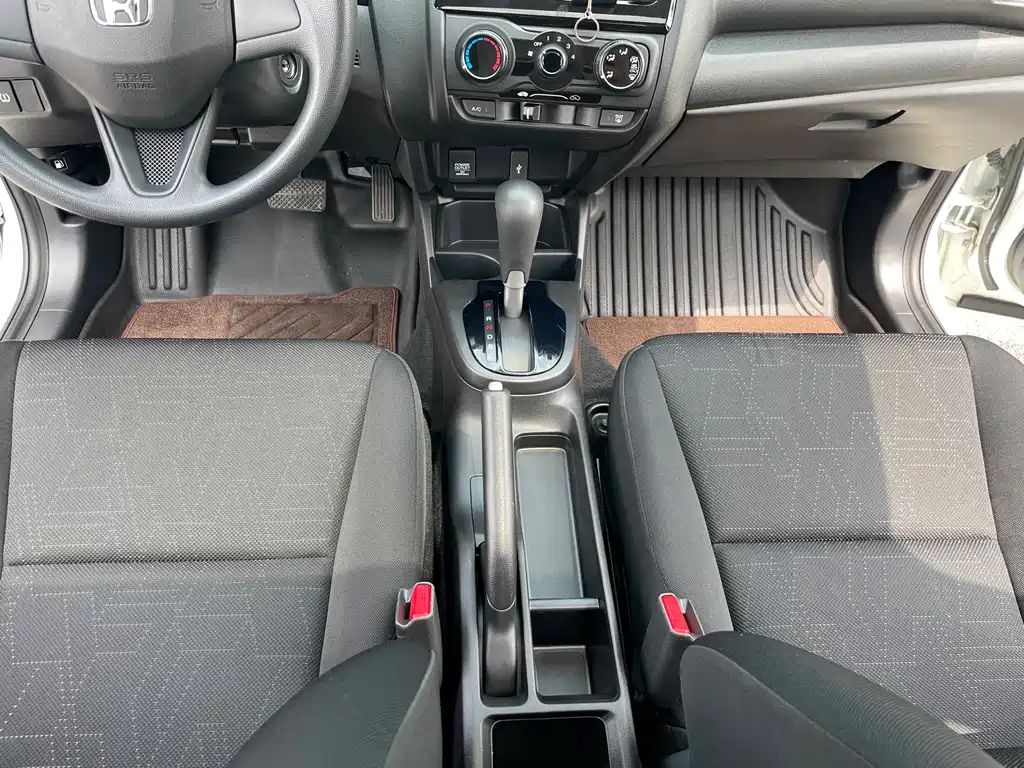 Honda Fit 2020 — фото 17