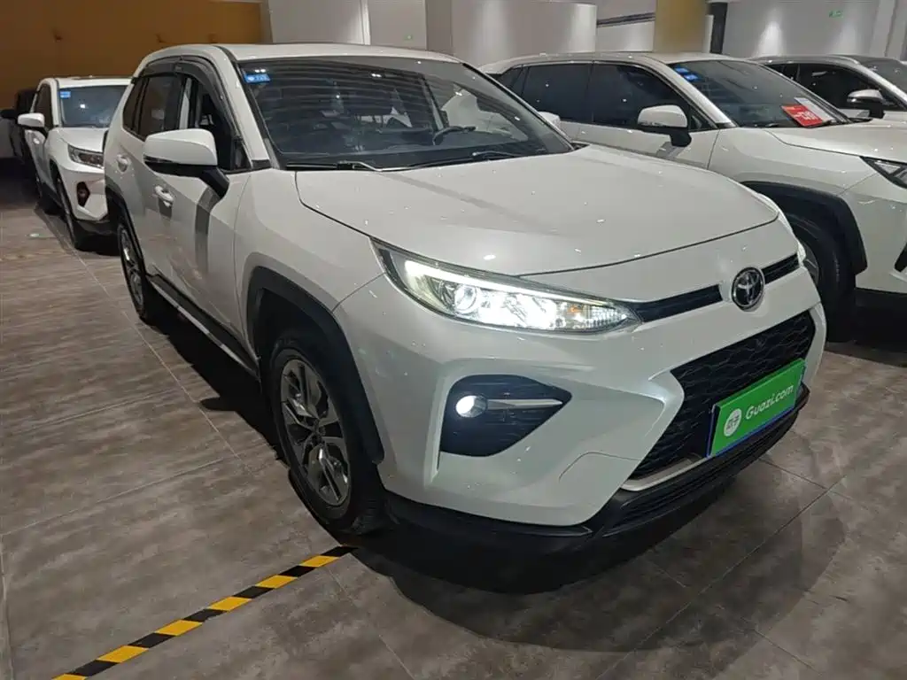 Toyota Wildlander 2022 — фото 4