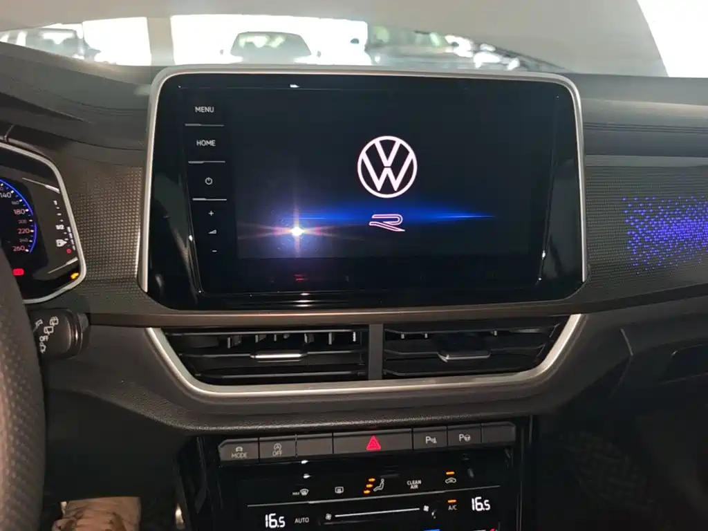 Volkswagen T-Roc 2025 — фото 13