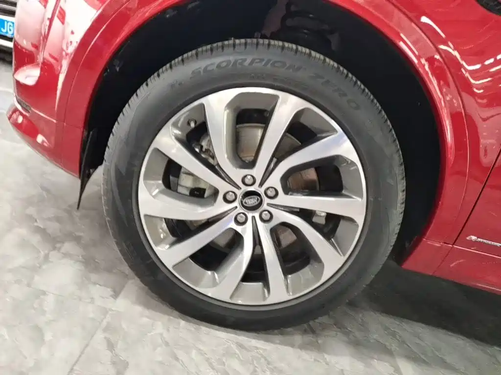 Land Rover Discovery Sport 2020 — фото 23