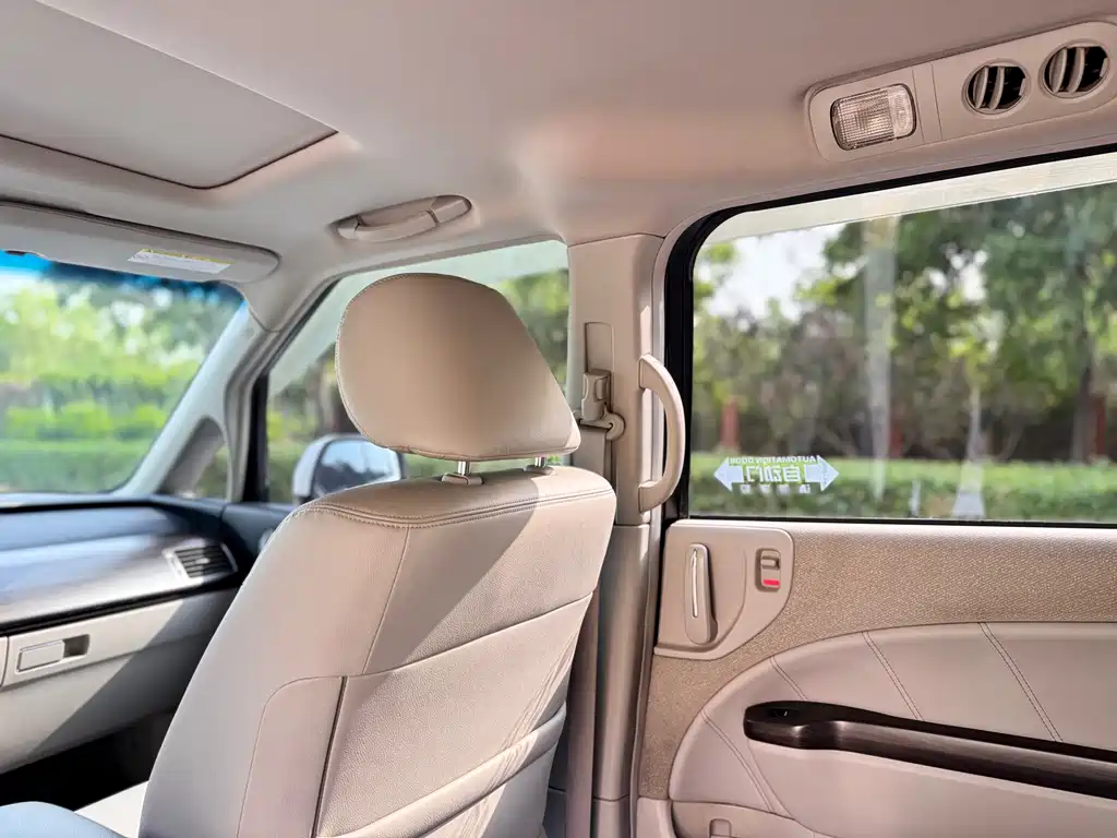 Honda Elysion 2015 — фото 16