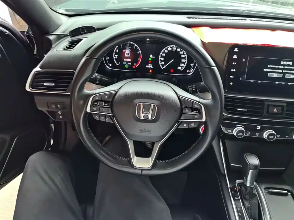 Honda Inspire 2022 — фото 11