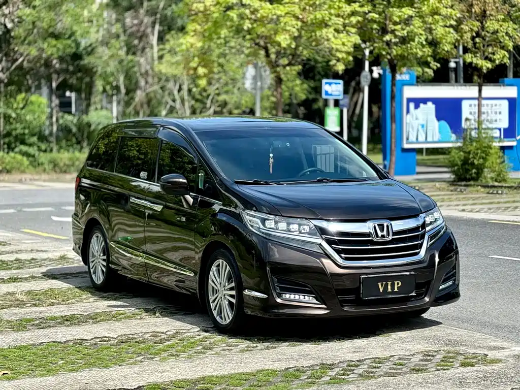 Honda Elysion 2018 — фото 3