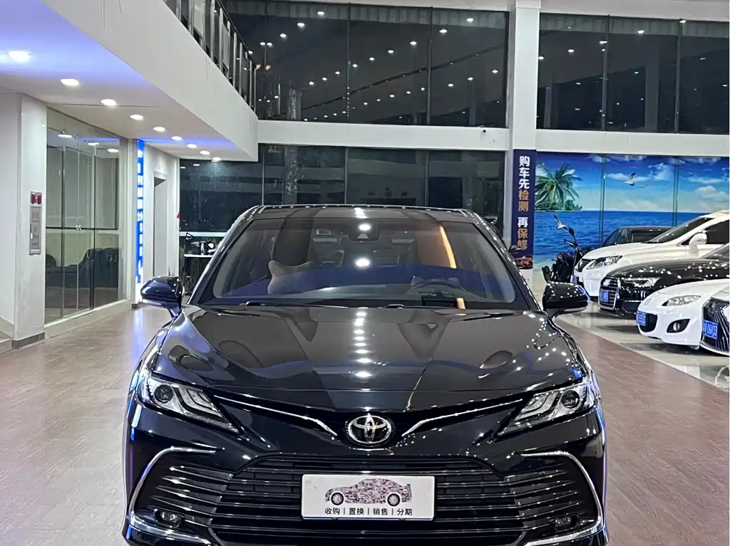 Toyota Camry 2021