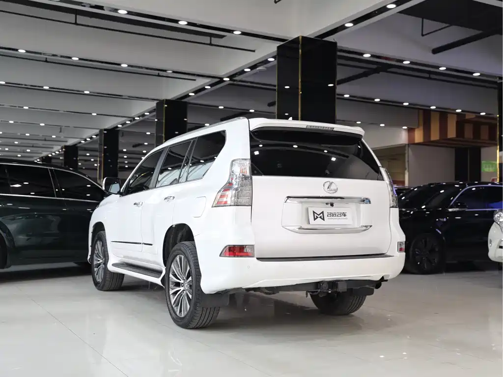 Lexus GX 2015 — фото 15