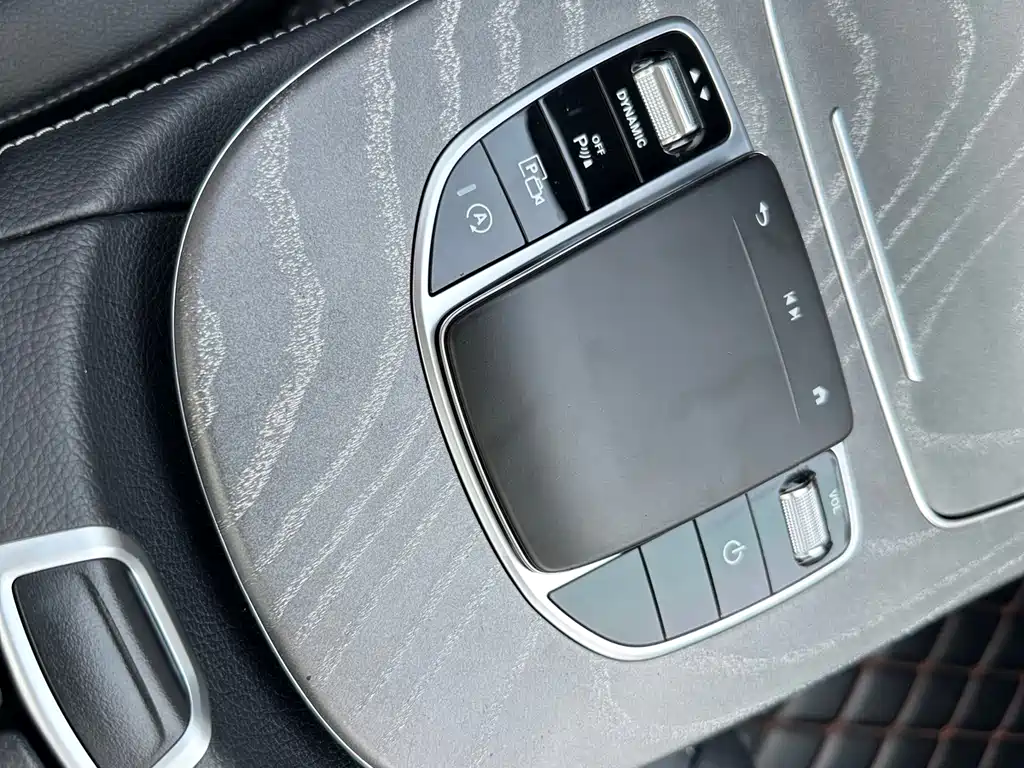 Mercedes-Benz E-Class 2021 — фото 15