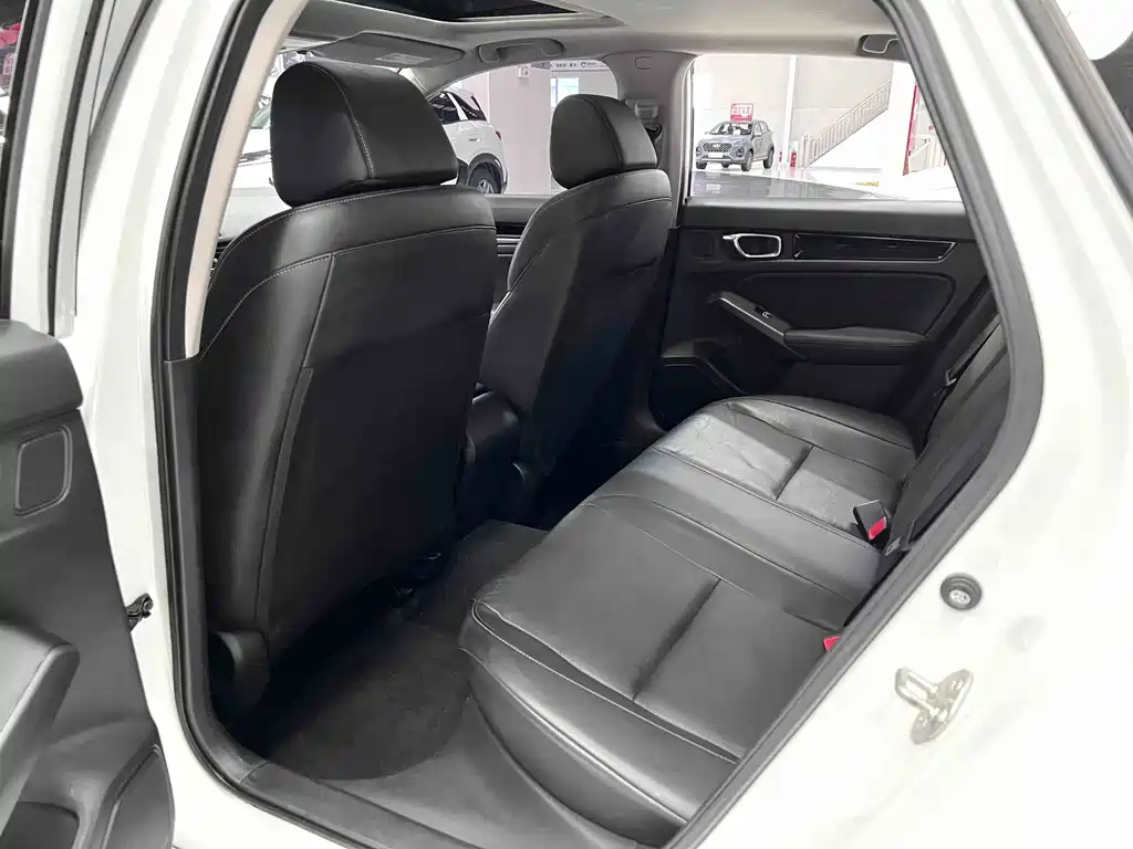 Honda Civic 2022 — фото 10