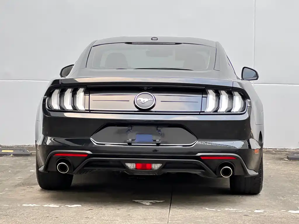 Ford Mustang 2020 — фото 8