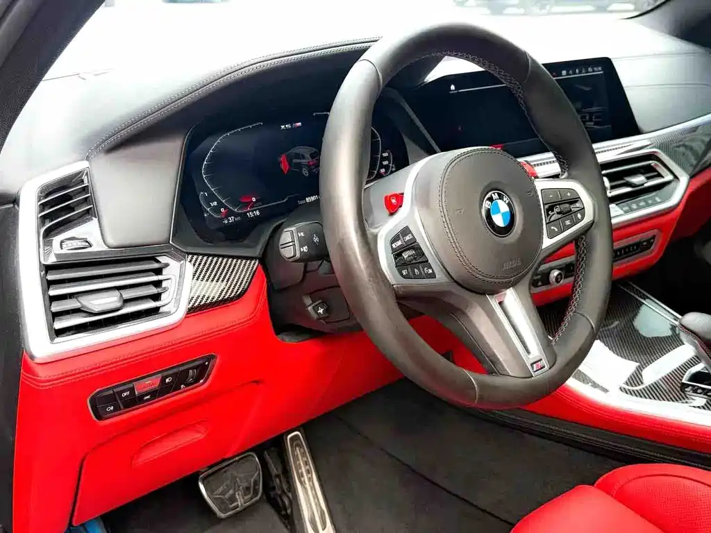 BMW X5 M 2021 — фото 19