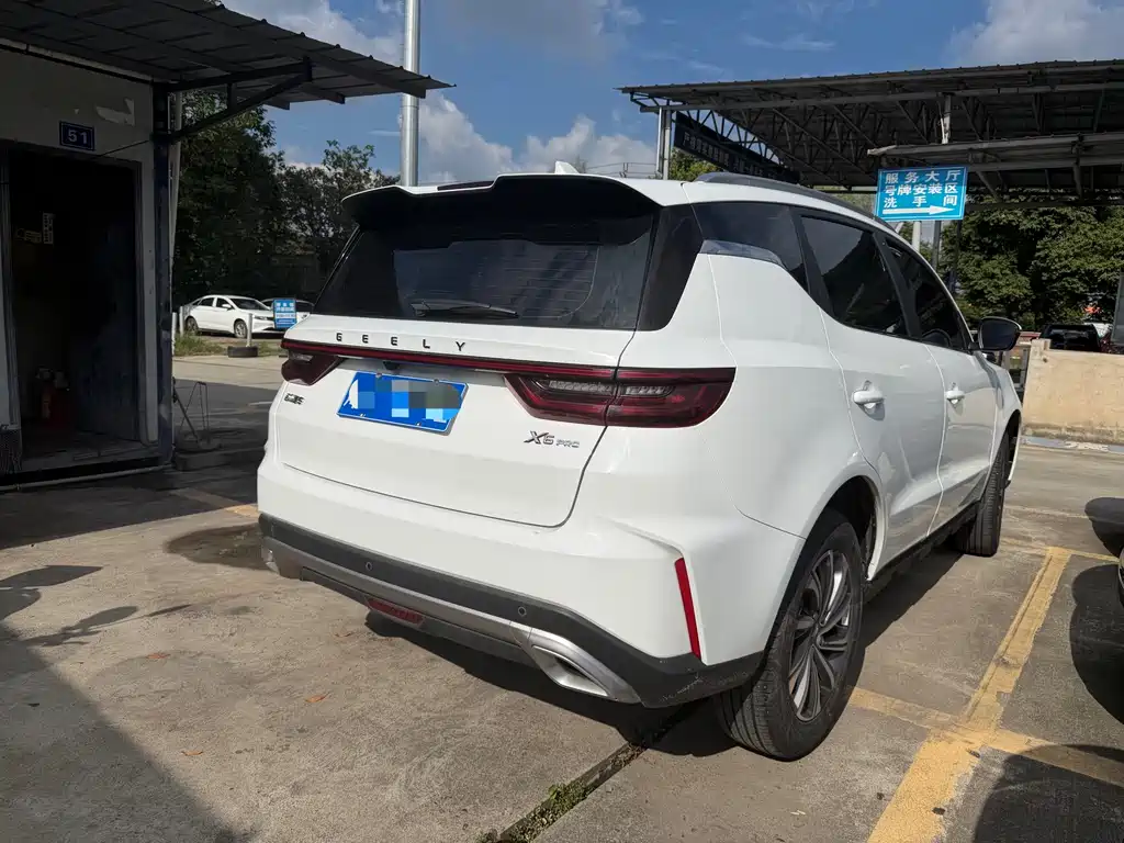 Geely Vision X6 2023 — фото 28