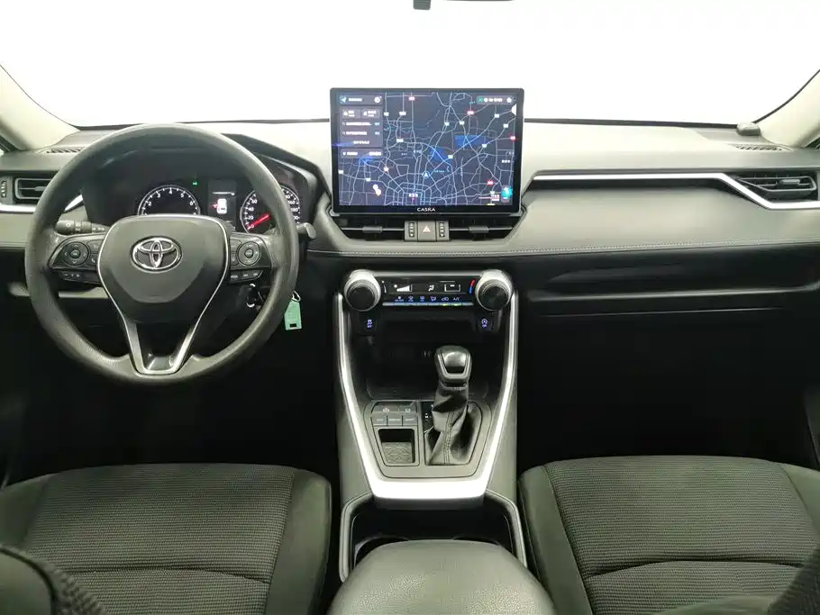 Toyota RAV4 2020 — фото 12