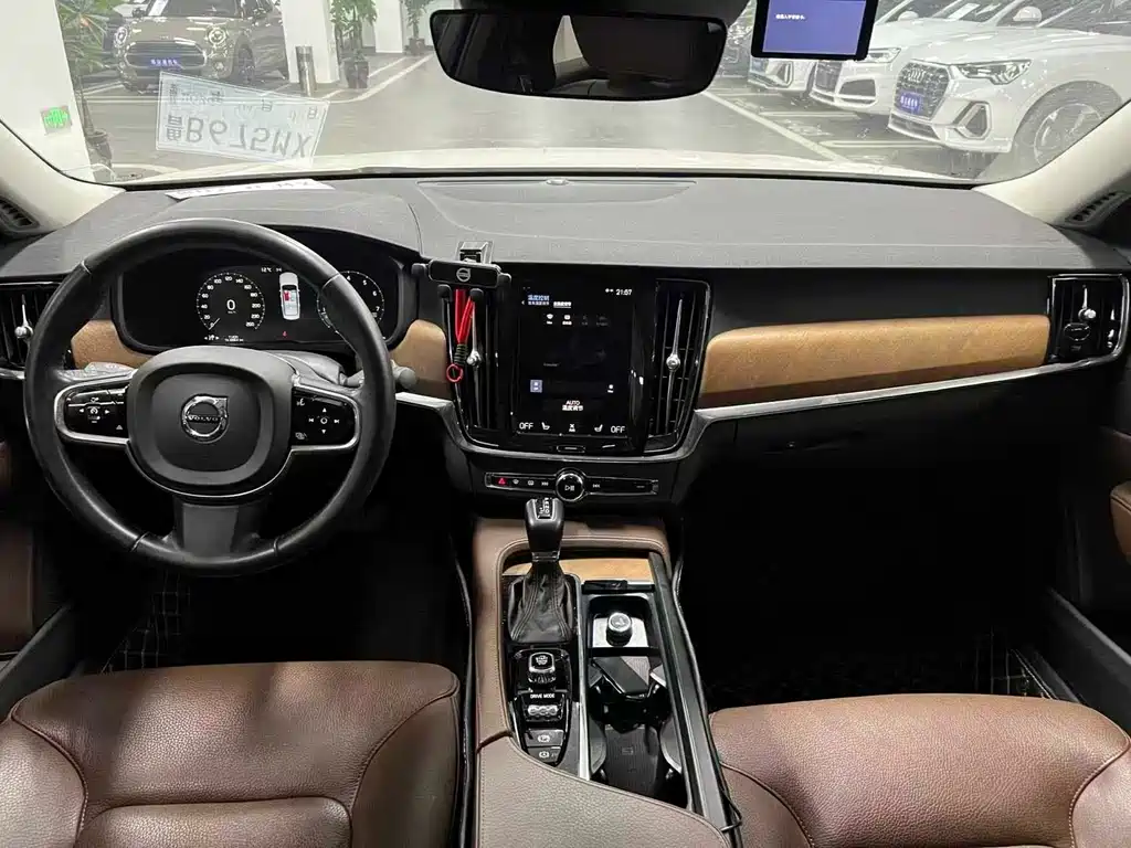 Volvo S90 2020 — фото 8