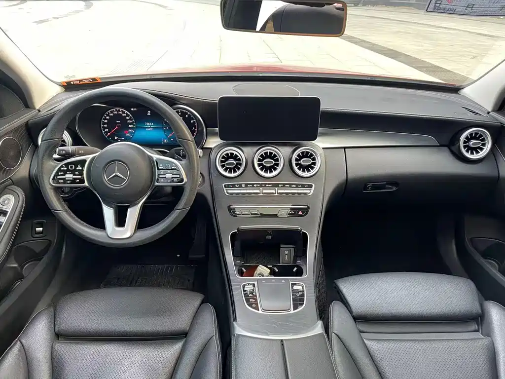 Mercedes-Benz C-Class 2019 — фото 11