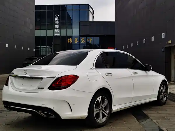 Mercedes-Benz C-Class 2021