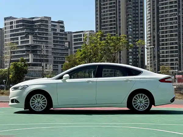 Ford Mondeo 2016