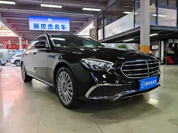 Mercedes-Benz E-Class 2021