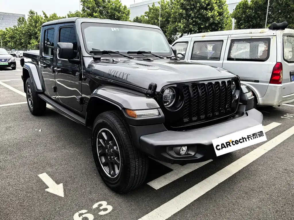 Jeep Gladiator 2023 — фото 7