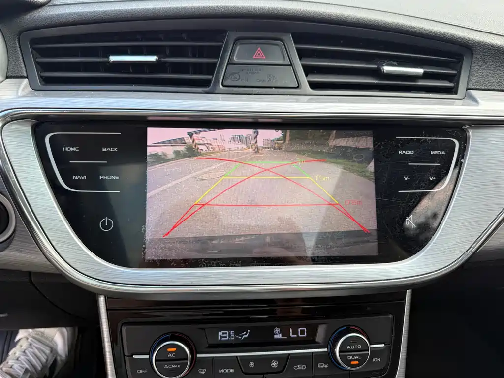 Geely Emgrand GS 2019 — фото 12