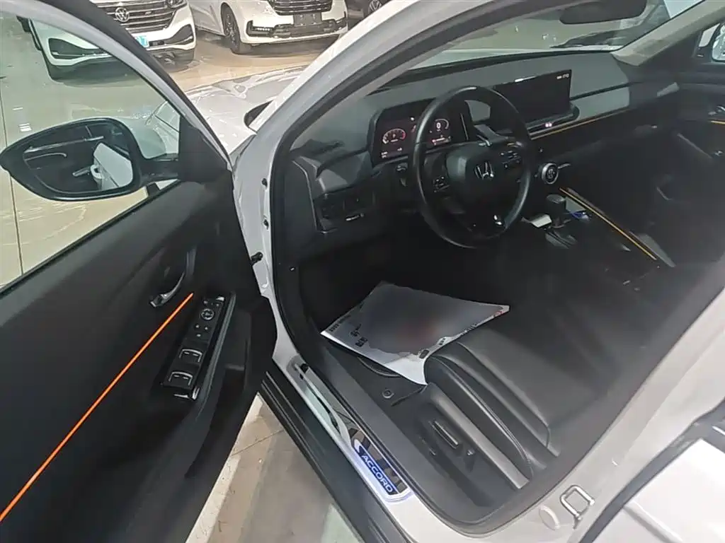 Honda Accord 2023 — фото 16