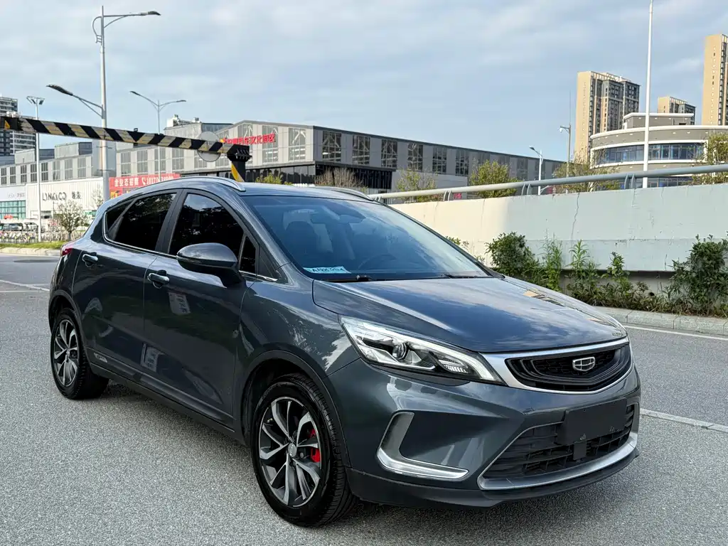 Geely Emgrand GS 2019 — фото 8