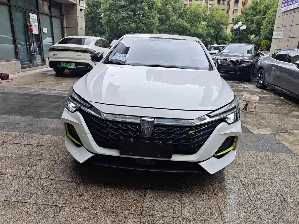 Roewe i6 MAX New Energy 2021 — фото 3