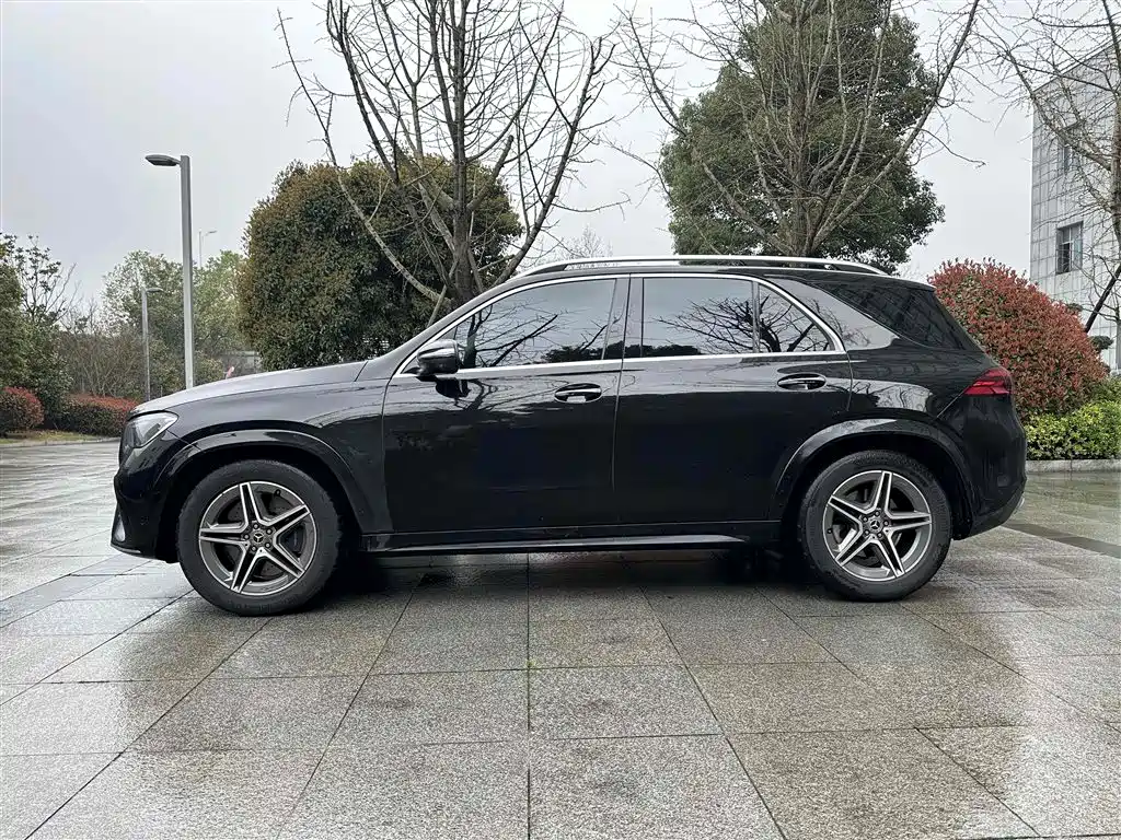 Mercedes-Benz GLE 2023 — фото 11