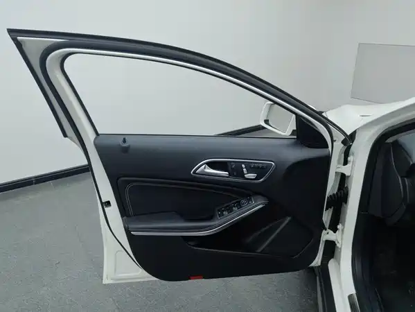 Mercedes-Benz GLA 2019