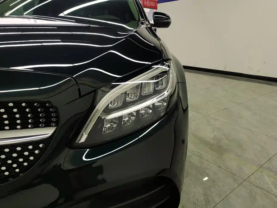 Mercedes-Benz C-Class 2022