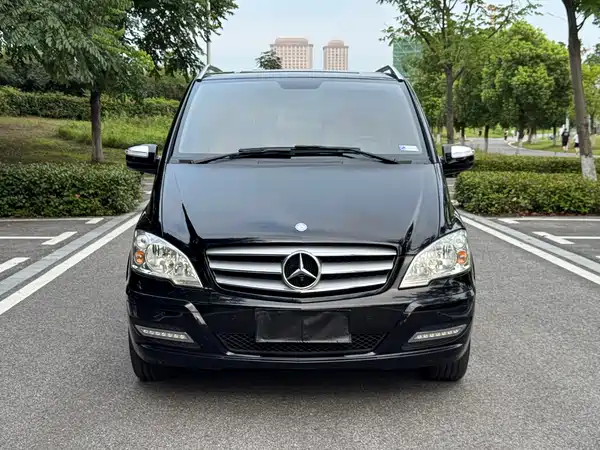 Mercedes-Benz Viano 2015
