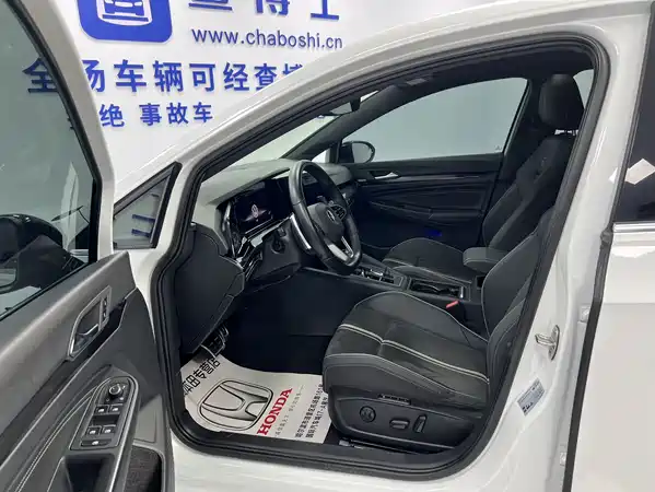 Volkswagen Golf 2022